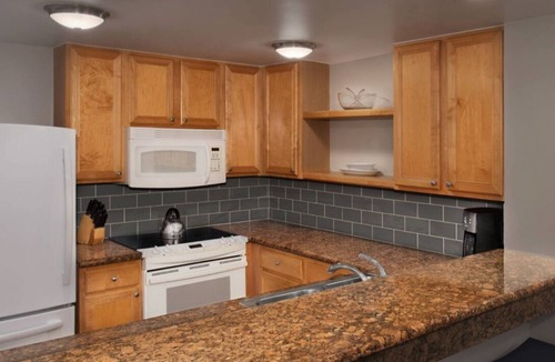 Oceanside Condo | Monarch at Sea Pines, 2-bedroom condo in Hilton Head Island, WiFi, fitness room