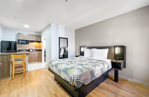 Gwinnett Place Hotel | Motel 6 Duluth, GA- Atlanta- Gwinnett Place
