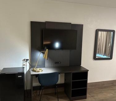 Eden Hotel | Motel 6-Pooler, GA - Savannah Airport