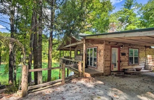 Mountain Rest House | Mountain Cabin w/Hot Tub + Pvt. Deck!