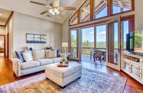 Whittier House | Mountain view condo in Country Club - fireplace & on-site hot tub, pool, tennis