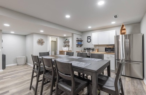 Anderson House | Moyers Landing - Lakefront Lake Hartwell with Doc