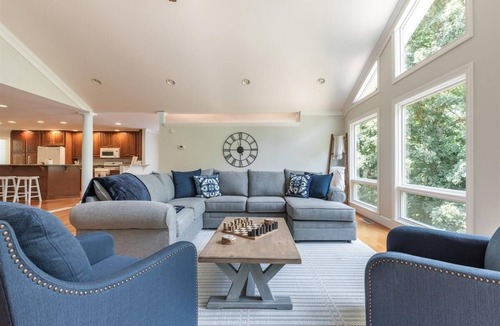 Anderson House | Moyers Landing - Lakefront Lake Hartwell with Doc