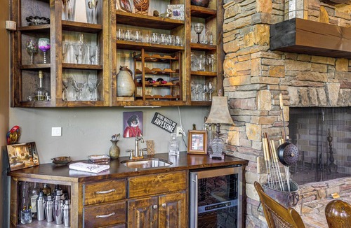Hiawassee House | Mtn & Lake Views! Perfect for Family & Friends