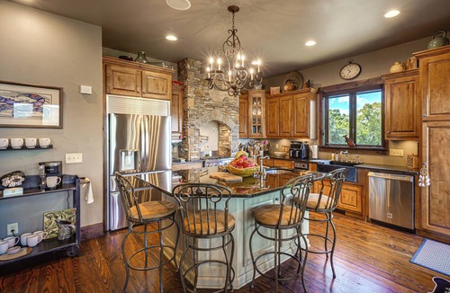 Hiawassee House | Mtn & Lake Views! Perfect for Family & Friends