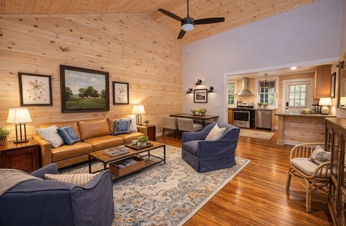 Mountain Rest Cabin | Mtn. Rest Cottage Laurel Suite