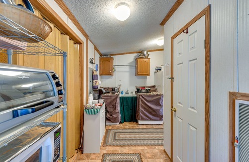 Balsam Grove Apartment | Mtn-View Balsam Grove Getaway w/Fire Pit!