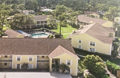 Kings Lake Condo | Naples condo in quiet neighborhood