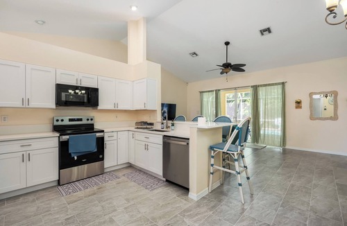 Crown Pointe House | Naples Resort-Heated Pool-Near Beaches-Game Room