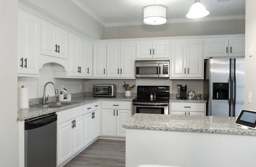 National Hills House | NATIONAL HILLS 3 BED WITH UPDATES! AUGUSTA NATIONAL, COSTCO, TOP GOLF, D&B