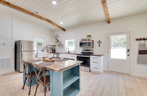 Millen Cottage | Nature-Centric Retreat! Newly Built Millen Cottage