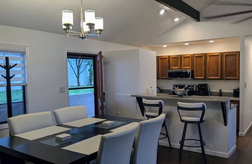 Topton House | Nature Retreat on Beautiful Nantahala Lake (Private Dock)