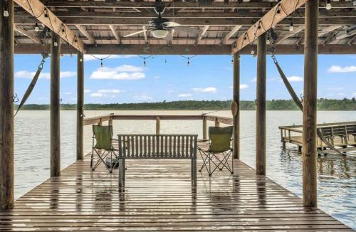 Fedhaven House | Nature's Nest Lake House