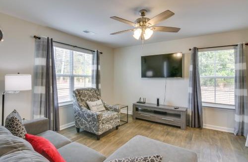 Sumter House | Near Base & Shopping: Modern Sumter Townhome!