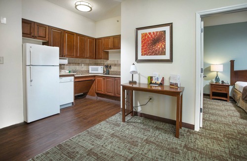 National Hills Apartment | Near Bush Field Airport | Free Daily Breakfast + Fitness Center