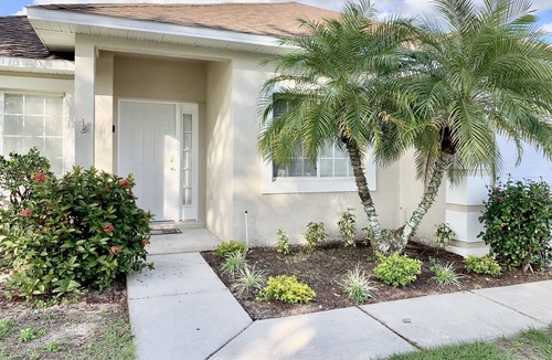 Thousand Oaks House | Near Disney, single floor, beautiful and clean, Private Pool!!