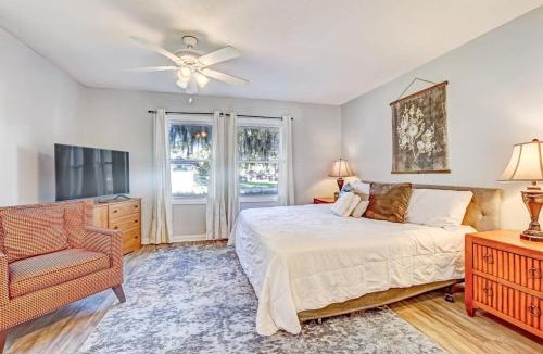 Whitemarsh Island House | Near Downtown w Pool! Oatland Island Escape