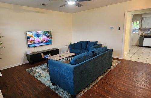 Boiling Springs House | Near Sherman College 2BR w/Wi-Fi + Washer/Dryer