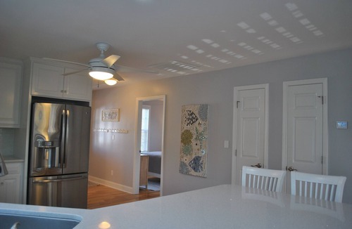Wrightsville Beach House | Nestled between Banks Channel and the Beach of the island!