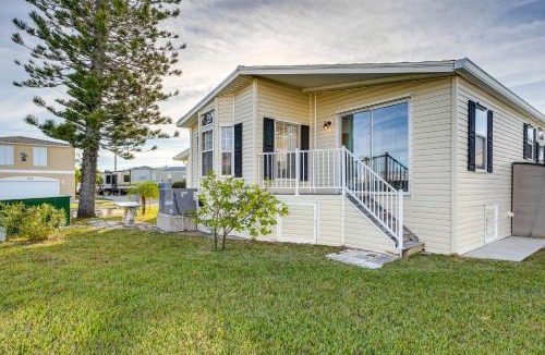 Nettles Island House | Nettles Island Jensen Beach Home: Walk to Ocean!