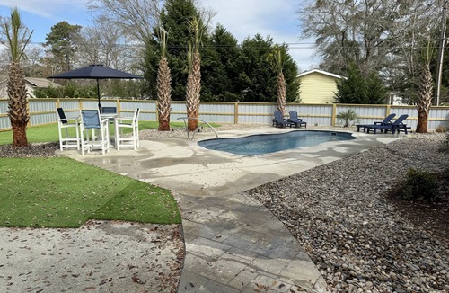 Cape Carteret House | NEW 2024 in ground pool! House near Emerald Isle