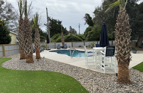Cape Carteret House | NEW 2024 in ground pool! House near Emerald Isle