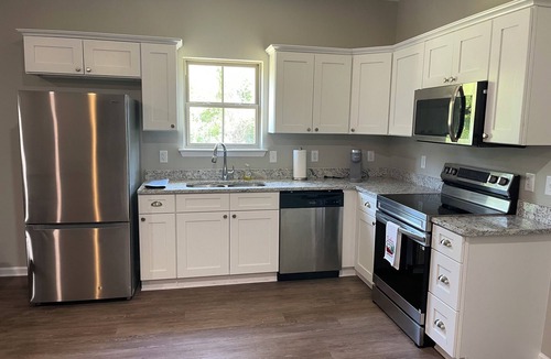 Douglas House | New 3-bedroom house in beautiful Douglas with cool AC and warm heat