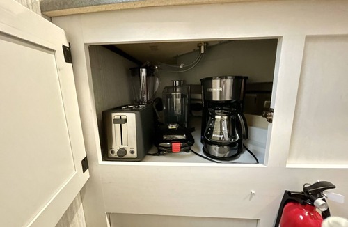 Northwest Orlando House | NEW + ADVENTUROUS 2 bedroom Disney Camper/RV!
