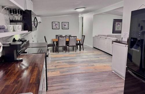 Beaufort House | New And Spacious. Pets Yes