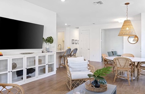 Naples Villa | NEW Attached Villa Home w/ resort amenities
