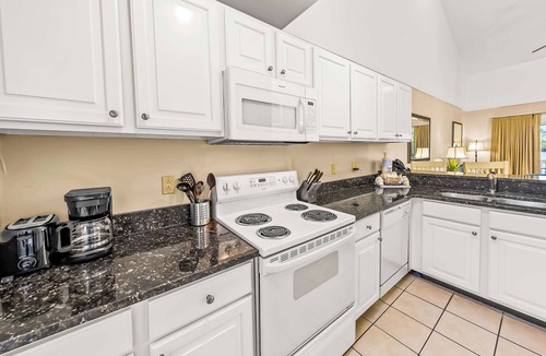 Fairfield Harbour Apartment | New Bern Lakeside Getaway-Modern 2BR Apartment with Resort Amenities