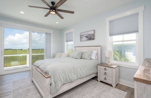 Beachwalk House | New Custom Built 5-Bedroom Coastal Retreat – Harbor Island, SC
