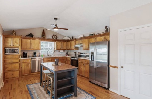 Leesville House | NEW Escape to Paradise at this amazing waterfront home with a private dock