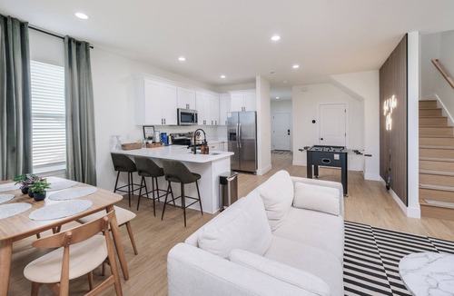 Boiling Springs House | NEW Family& Pet Friendly, 65" TV, Fire Pit, WD