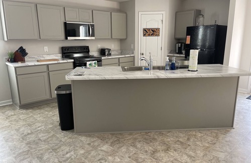 Five Points House | New home w/private fenced yard by Carolina Horse Park. 20 min to Pinehurst.
