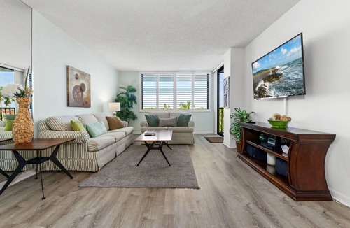 Isla del Sol Condo | New Listing! Bahia L-503|1BD|1.5BA