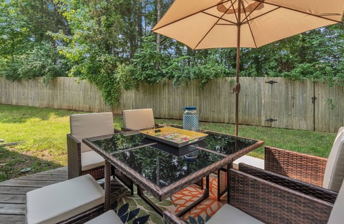 Steele Creek House | NEW LISTING! Charming Charlotte Retreat in Steele Creek by RedAwning