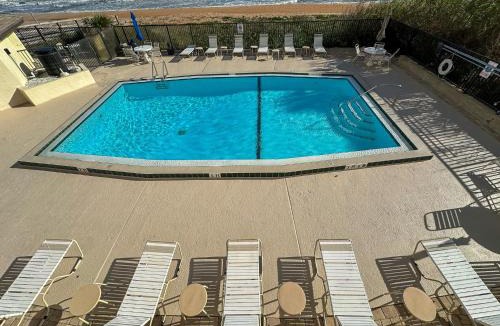Ormond-by-the-Sea House | New Listing! Fully renovated with a sunset view, beachfront property with a heated pool