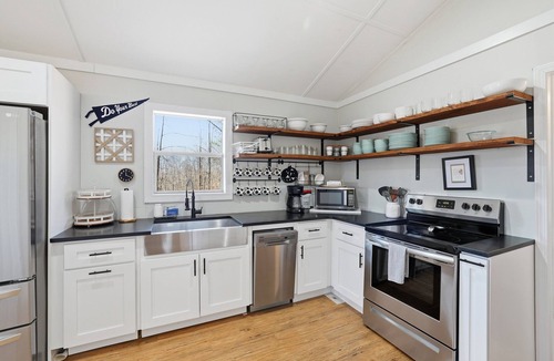 Martin House | New Listing! The Indigo Escape w/Dock!