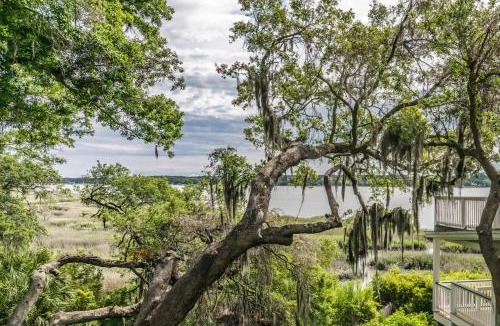 Port Royal Landing House | NEW LISTING! Views of Intracoastal Waterway - Sleep 4