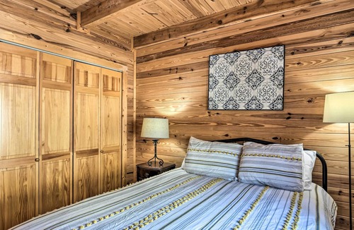 Seneca Cabin | NEW! Marvelous Seneca Retreat w/ Lakefront Views!