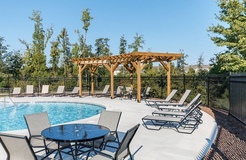 Durham House | New Modern Home near RDU-1st floor bedroom