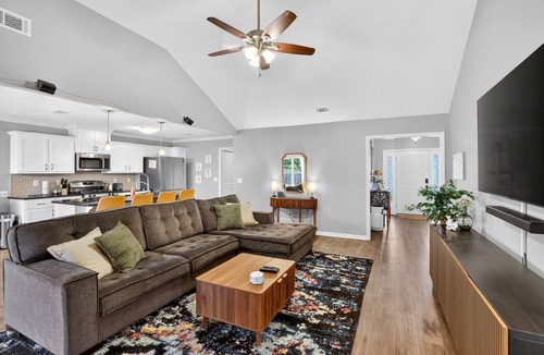 Langley House | NEW! Peaceful Family Retreat Near Augusta