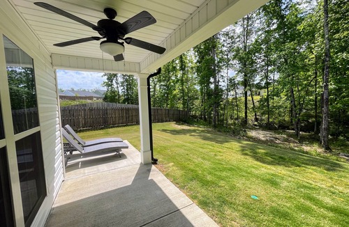 Grovetown House | NEW RANCH on a private cul-de-sac wooded lot - MINUTES from Augusta National