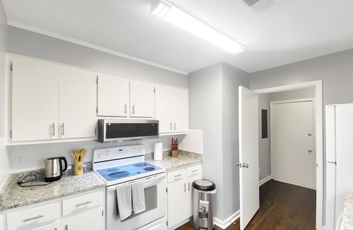 Martinez House | NEW! Renovated Home - 10 Min to Augusta Downtown!