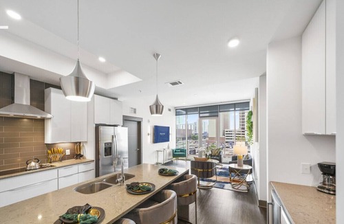 Second Ward Condo | NEW Skyline Escape | A Reluxme High-Rise Experience🏙️