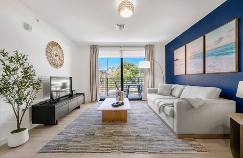 Little Ranches Apartment | New Spacious 3 Bedroom Apt With Rooftop Pool 2 Parking