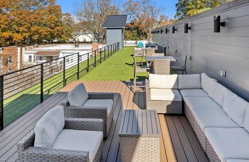 Virginia Highland Apartment | * NEW * - The Marigold: Private Balcony | Walkable