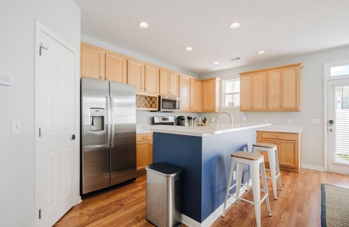 Bluffton House | New to market! Lowcountry Luxe: 3-bedroom gem near historic Old Town Bluffton!