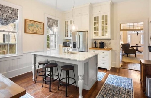 Chapin Cottage | Newberry Cottage - Steps to downtown